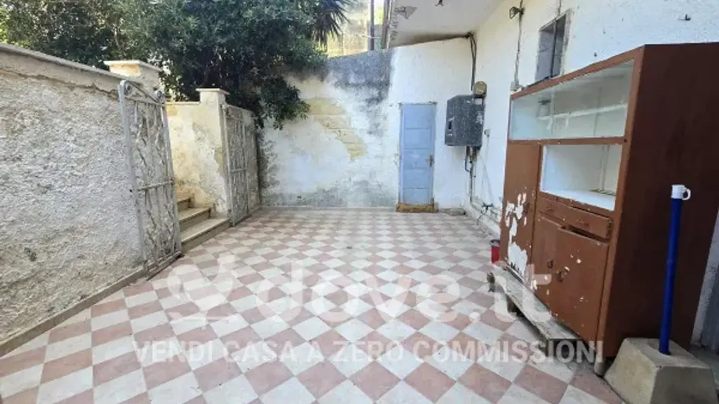 Terrass - Spacious Apartment with Garage in Marsala Centre