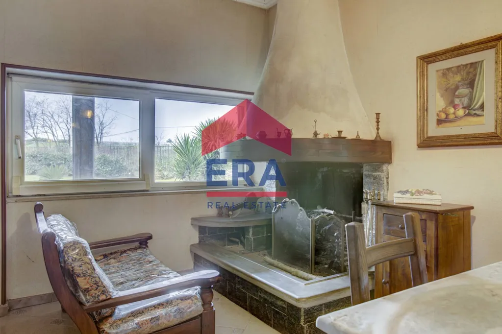 Séjour - Villa with 4.5-Hectare Park in Ardea