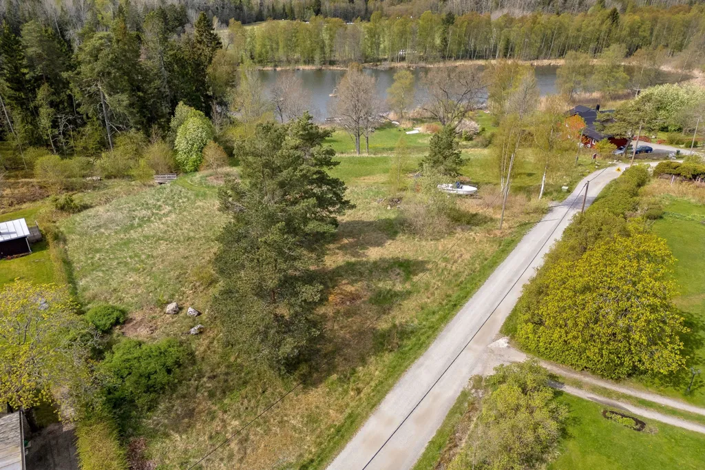 Õhuvaade - Waterfront Plot with Development Potential in Åkersberga