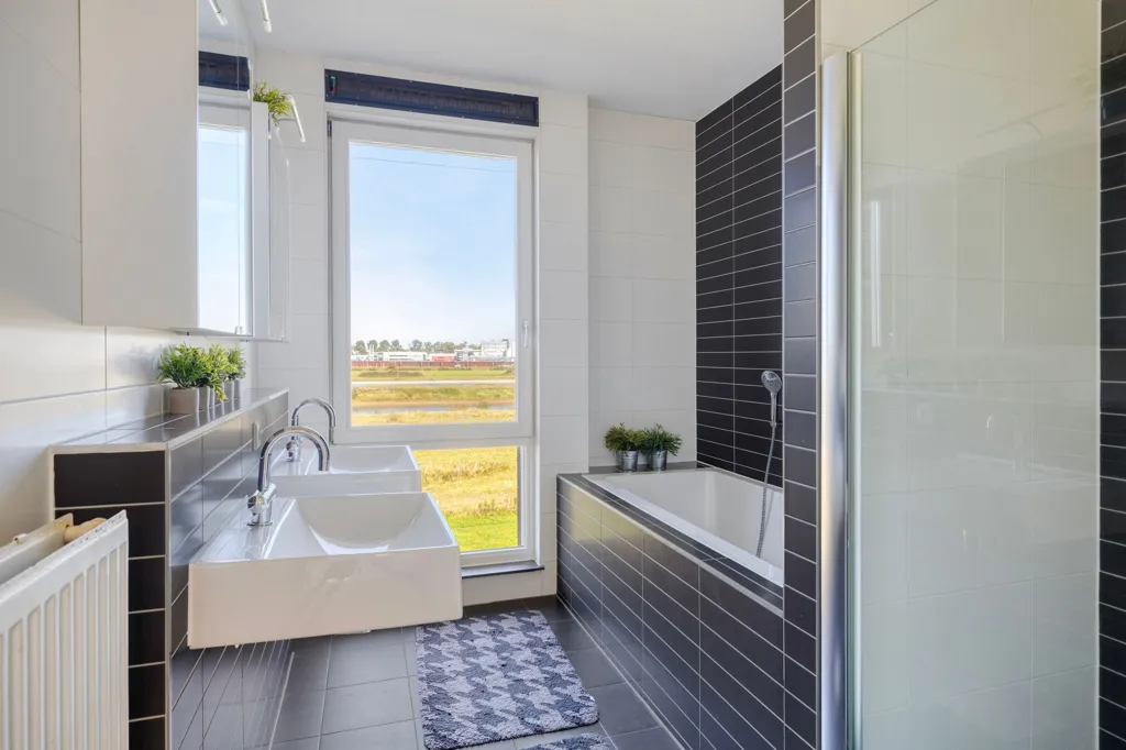 Salles de bain - Dijkwoning with Uiterwaarden View in Arnhem-Zuid