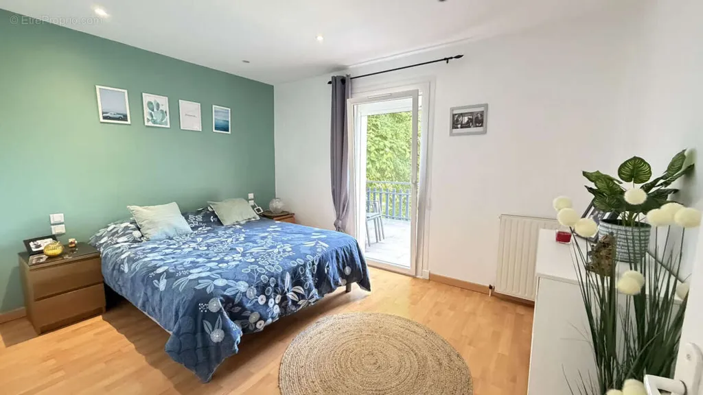 Maison 6 pièces à Thizy