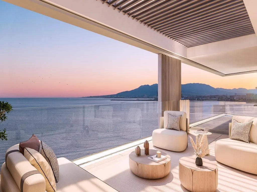 Terrass - Contemporary Villa with Pool in Malaga Este