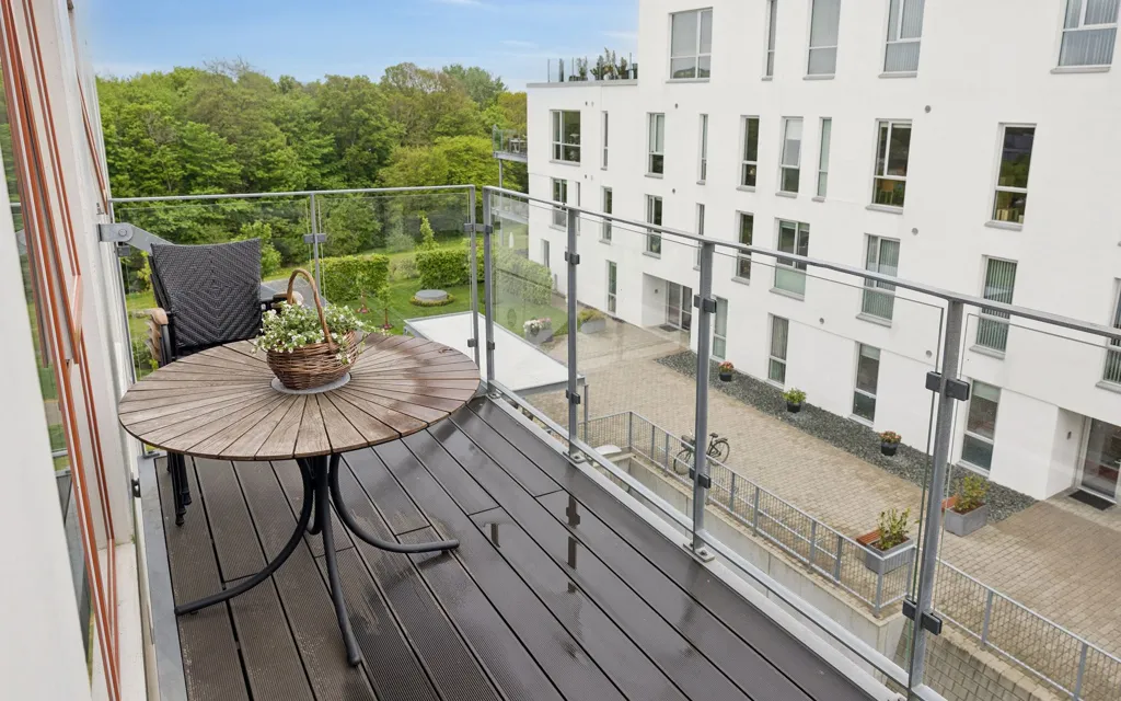 Balcon - Flat with Modern Features in Hjørring