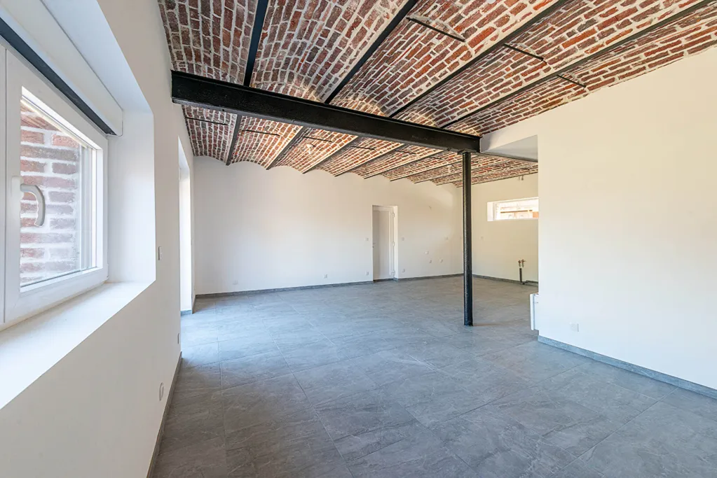 Pièces - Maison de Caractère avec Terrasse à Onnaing