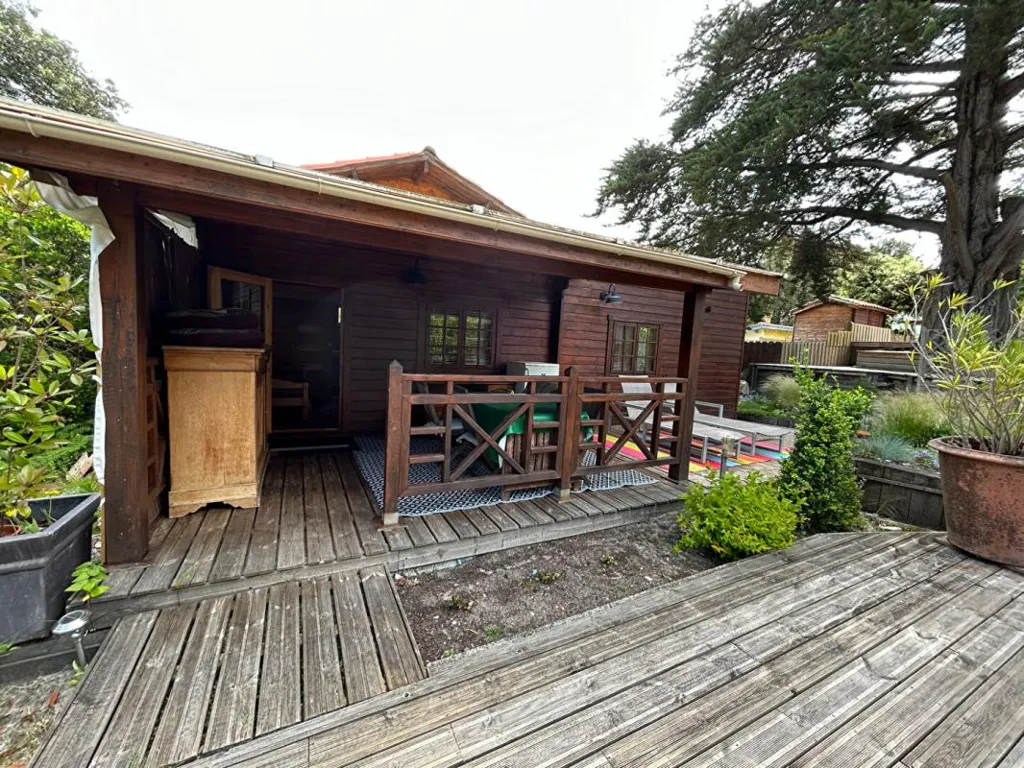 Terrasse - Villa avec Jardin à Carcans, Proche Lac