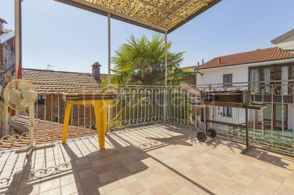 Terrasse - Commercial Property with Shops in Ghemme