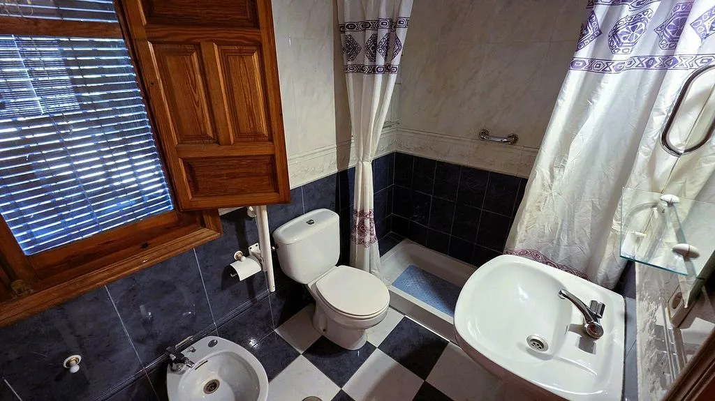 Vannitoad - Rustic Chalet with Pool in Órgiva