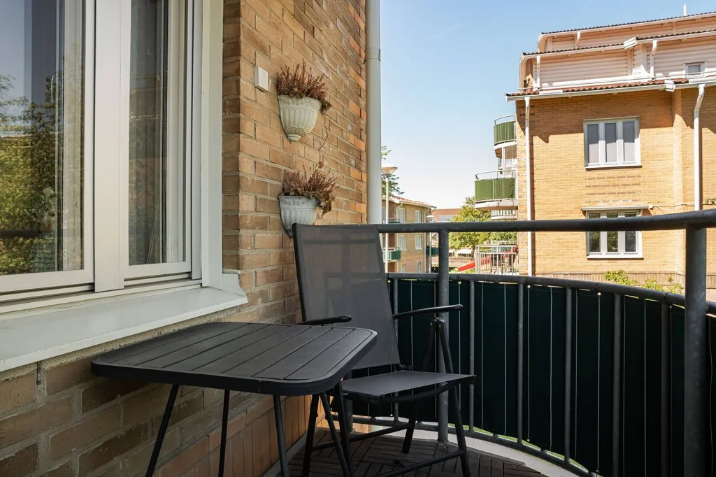 Balcon - Apartment with Balcony and Cathedral View in Skara