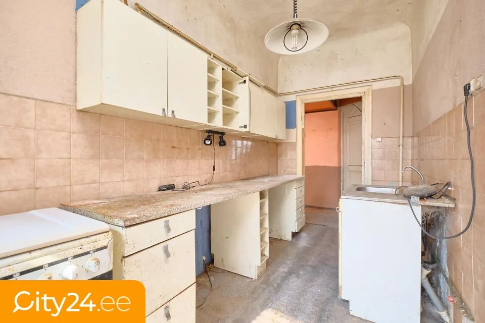 Cucina - Four-Bedroom Apartment in Historic Building, Riga Centre
