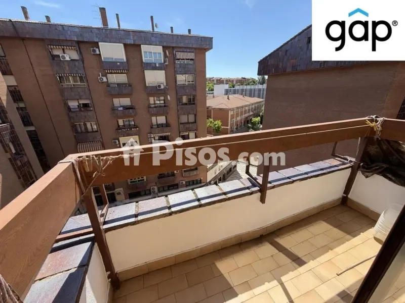 Rõdu - Student-Friendly Flat with Terrace in Cuenca