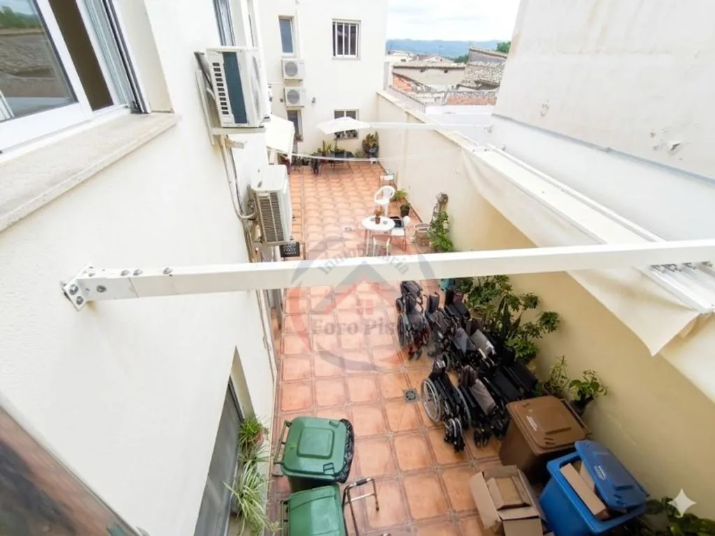 Operational Elderly Care Villa near Xàtiva