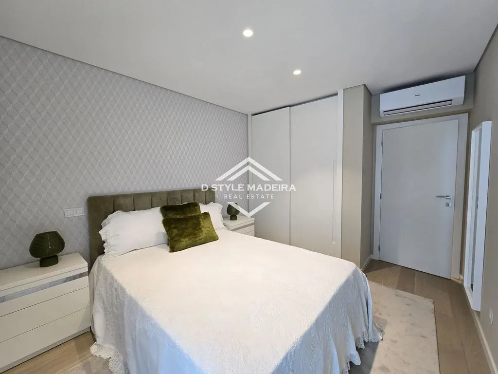 Bedrooms - Luxury Flat with Pool in Funchal, Madeira