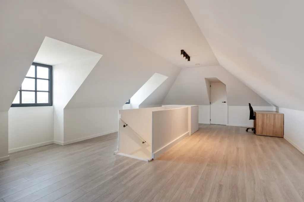 Pièces - Villa Récemment Construite avec Terrasse à Westerlo