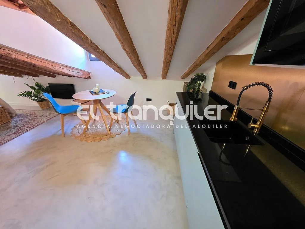 Cucina - Studio with Air Conditioning in De la Luna Street