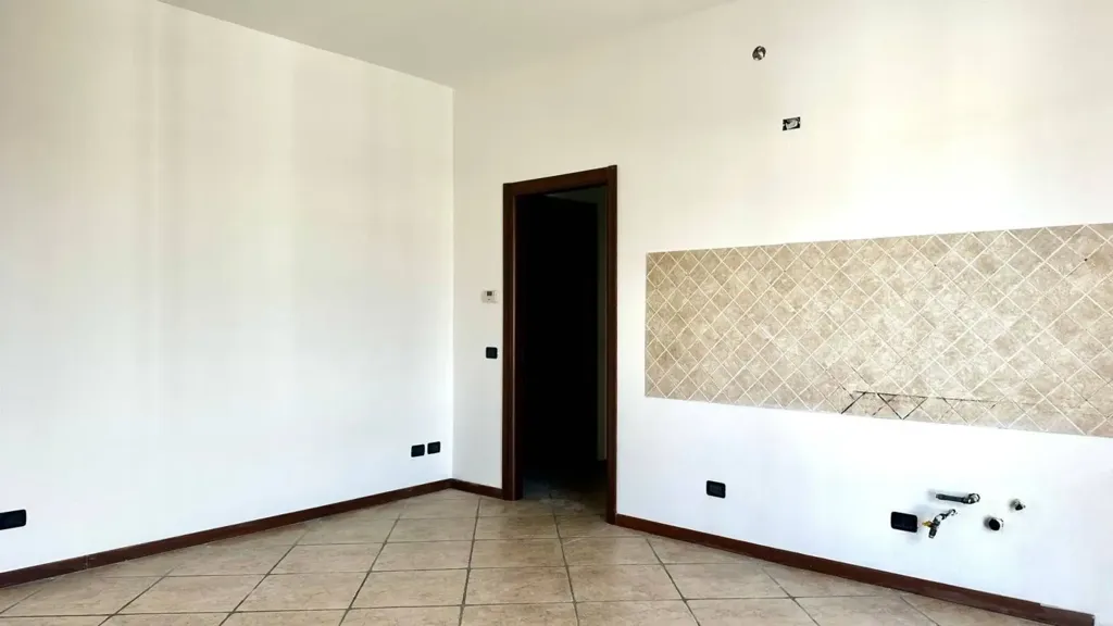 Toad - Triplex Apartment with Balconies in Mortara