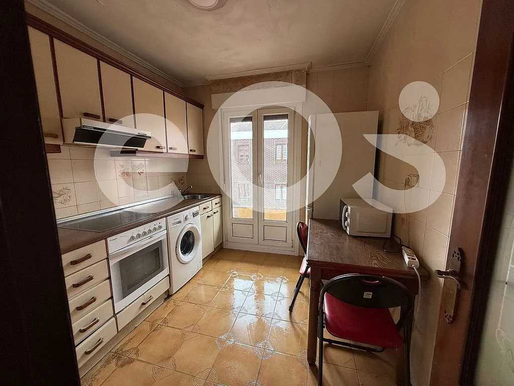 Köök - Apartment with Balcony in Portugalete