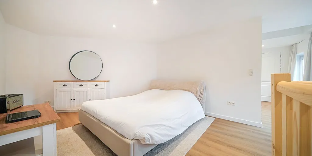 Chambres - Appartement avec Balcon à Tamines