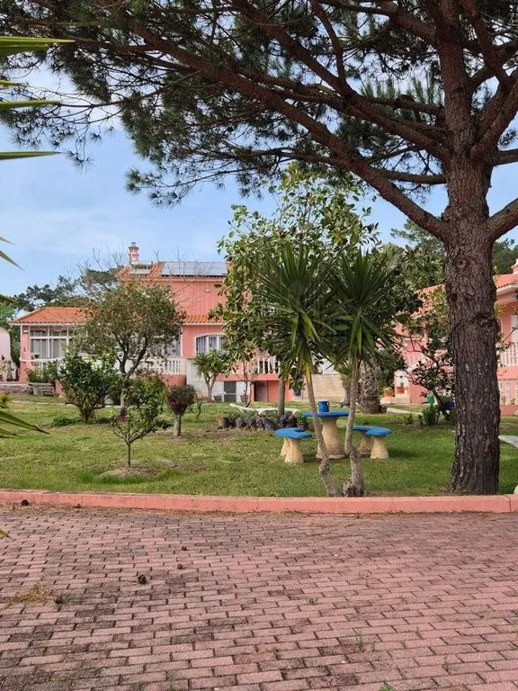 Garden - Luxury House with Pool in Sintra