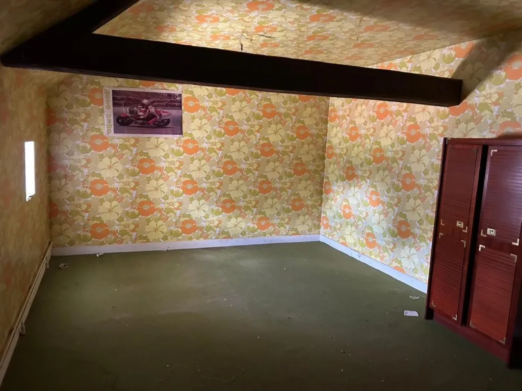 Chambres - Maison avec Dépendances dans Village Calme à 30 km de Bourges