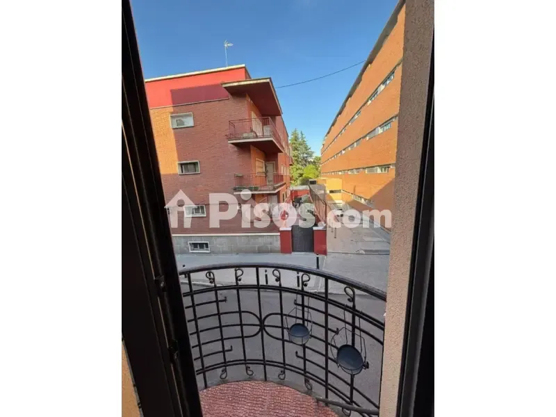 Balcon - Reformed Flat with Balcony Views in Salamanca