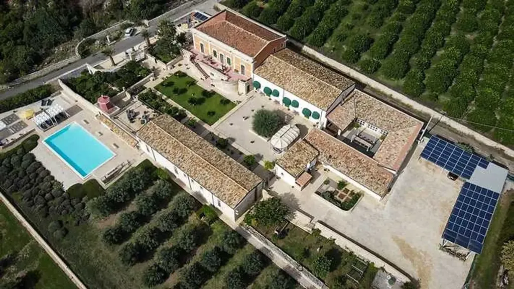 Õhuvaade - Restored Residences with Olive Grove in Avola