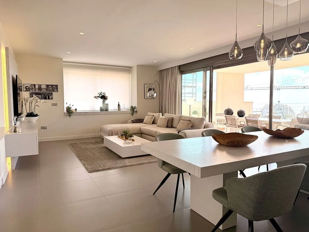 Söögituba - Contemporary Flat with Sea View in Estepona