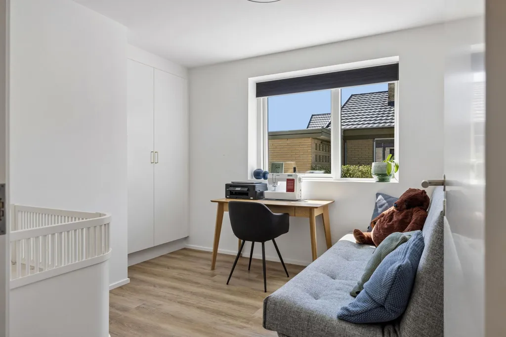 Kabinet - Contemporary Villa with Garden in Kastrup