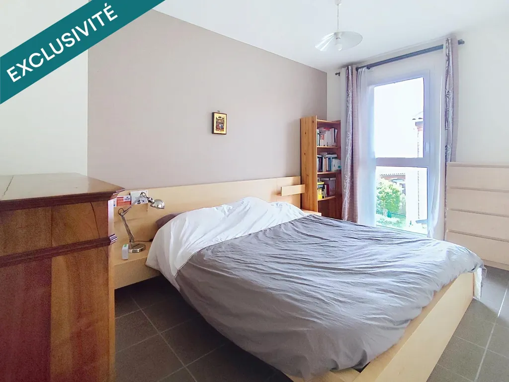 Chambres - Maison Duplex avec Jardin à Chaussan