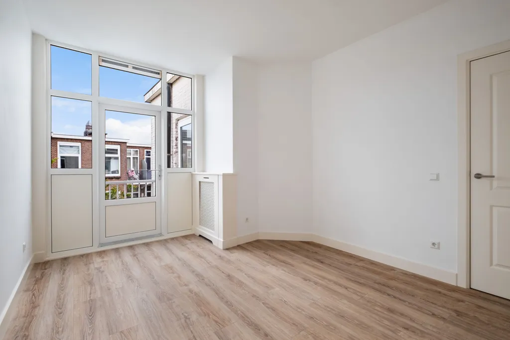4-toaline korter asukohas Den Haag