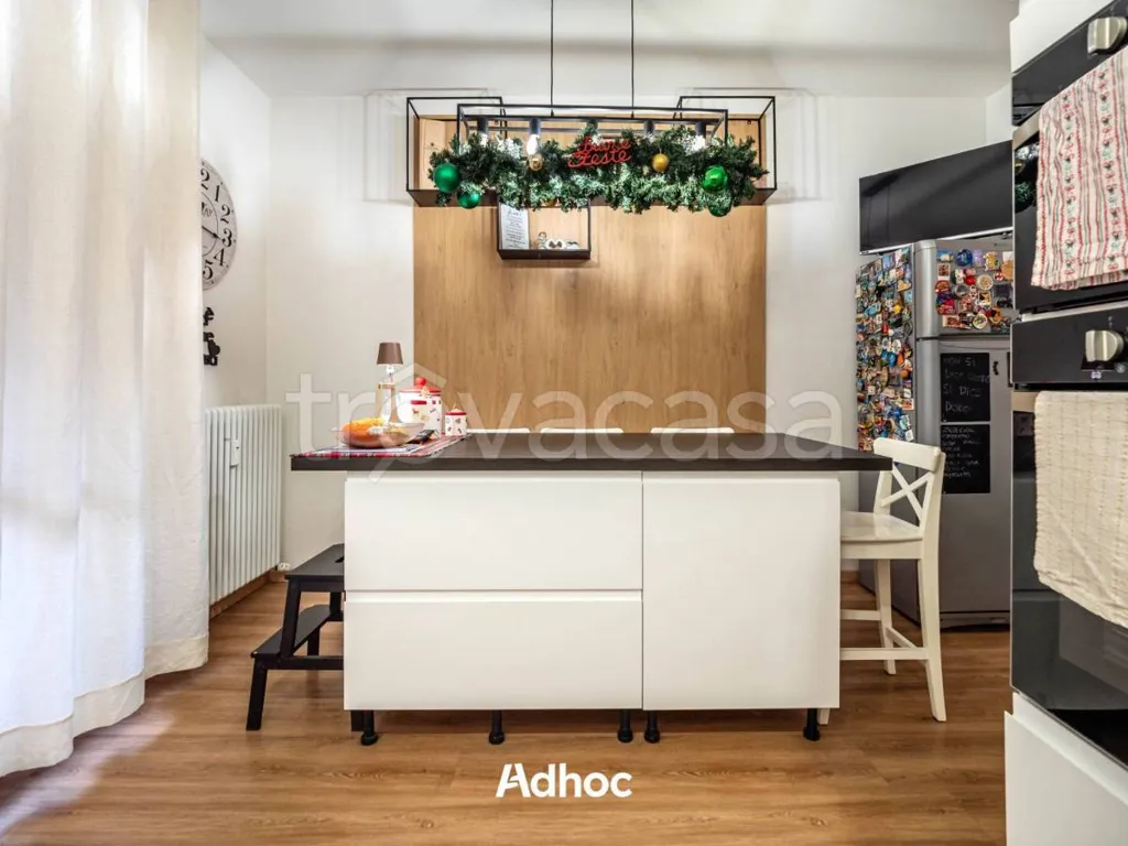 Köök - Spacious Apartment with Terrace in Fano