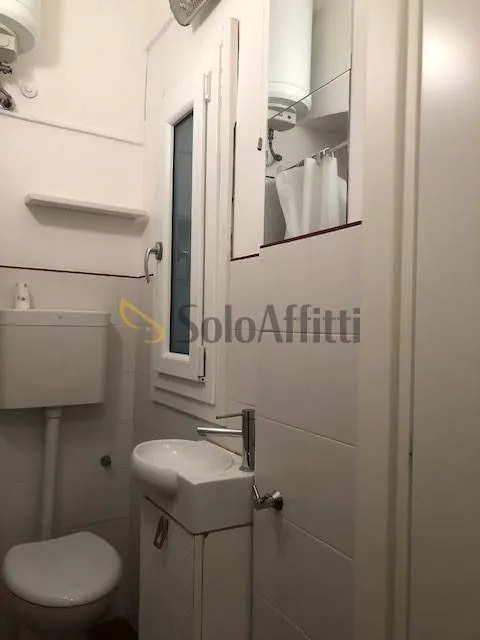 Bathrooms - Furnished Flat near Campo San Giacomo, Trieste