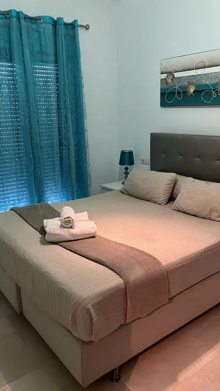 Chambres - Apartment with Terrace in Avenida Reina Sofía, Coín