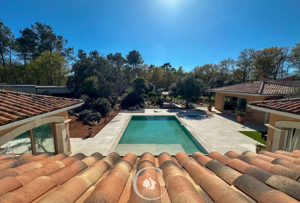 Õhuvaade - Provençale Villa with Pool and Spa in Blanquefort