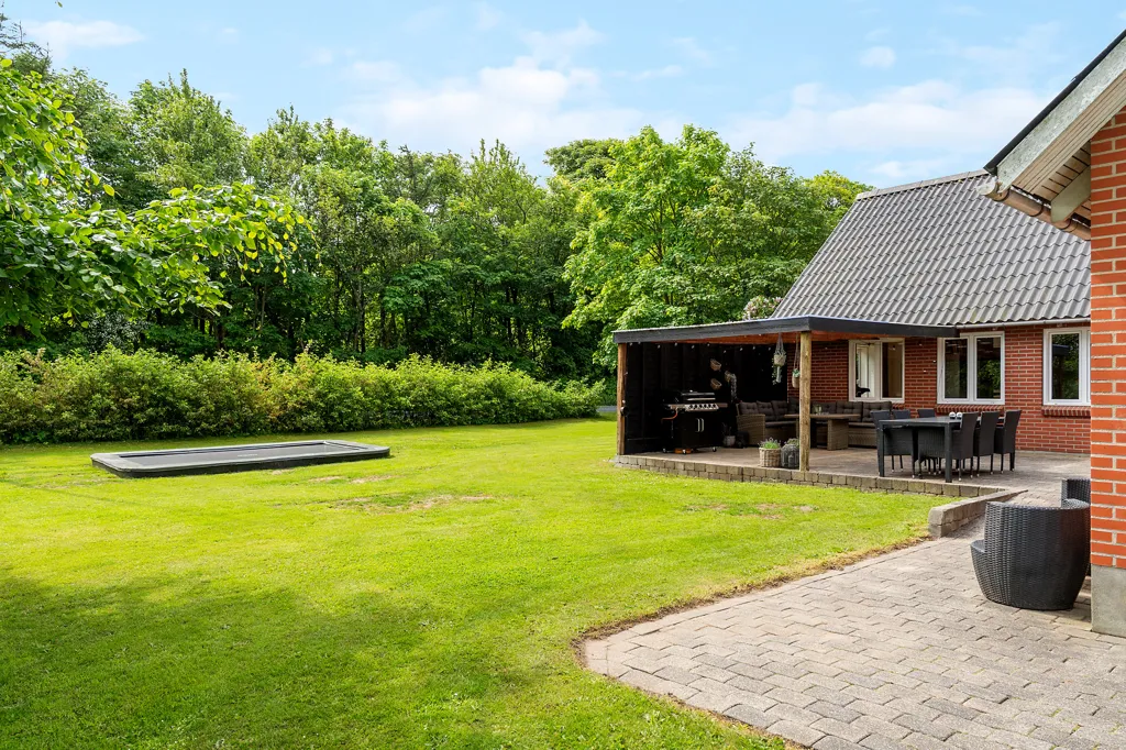 Terrasse - Modern Villa with Extensive Land in Sinding