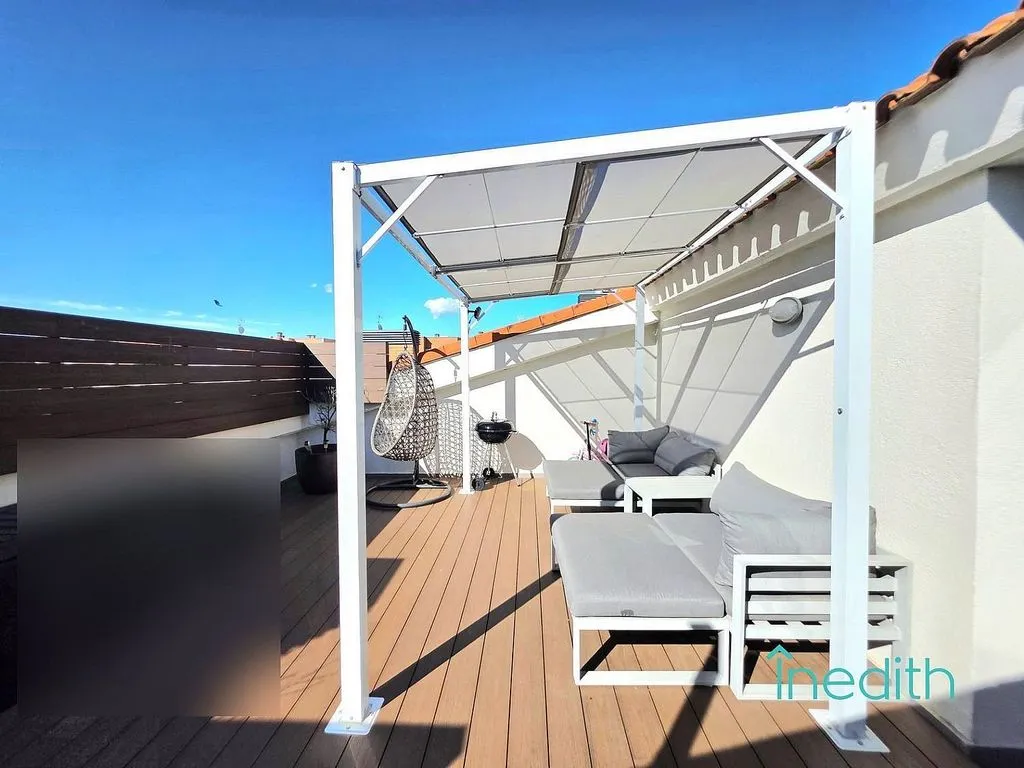 Terrasse - Duplex Apartment with Pool in Central Castelldefels