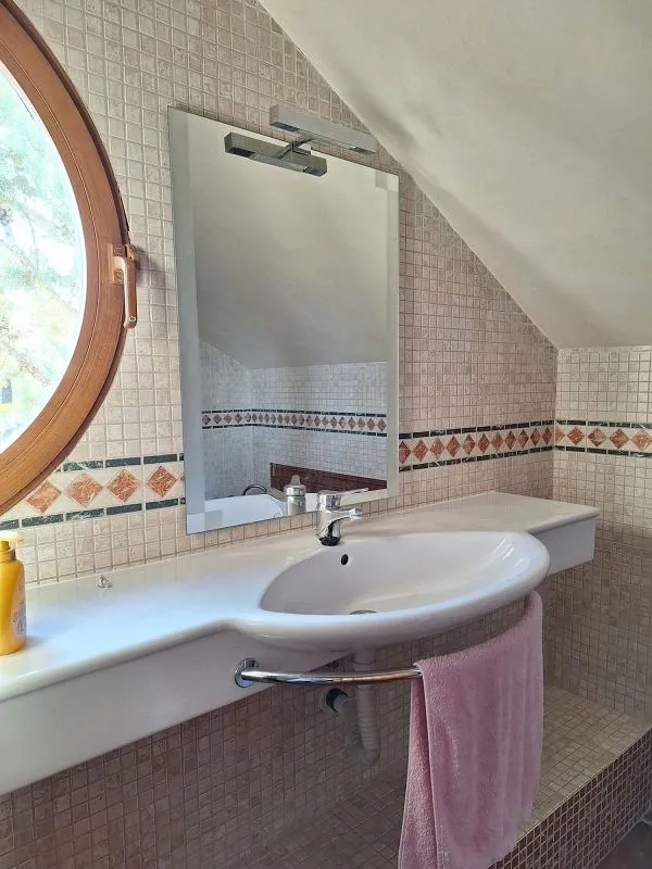 Vannitoad - Detached House with Spa in Elche