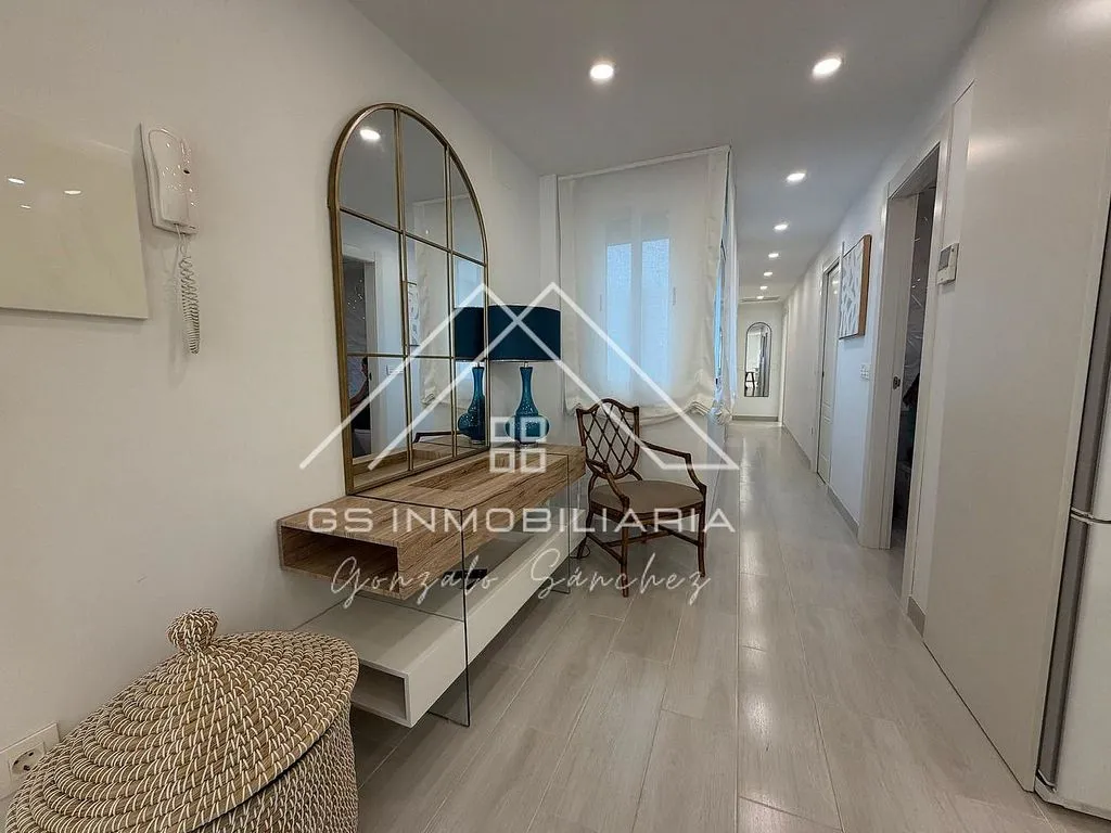 Esik - T2 Flat with Balcony in Lucena