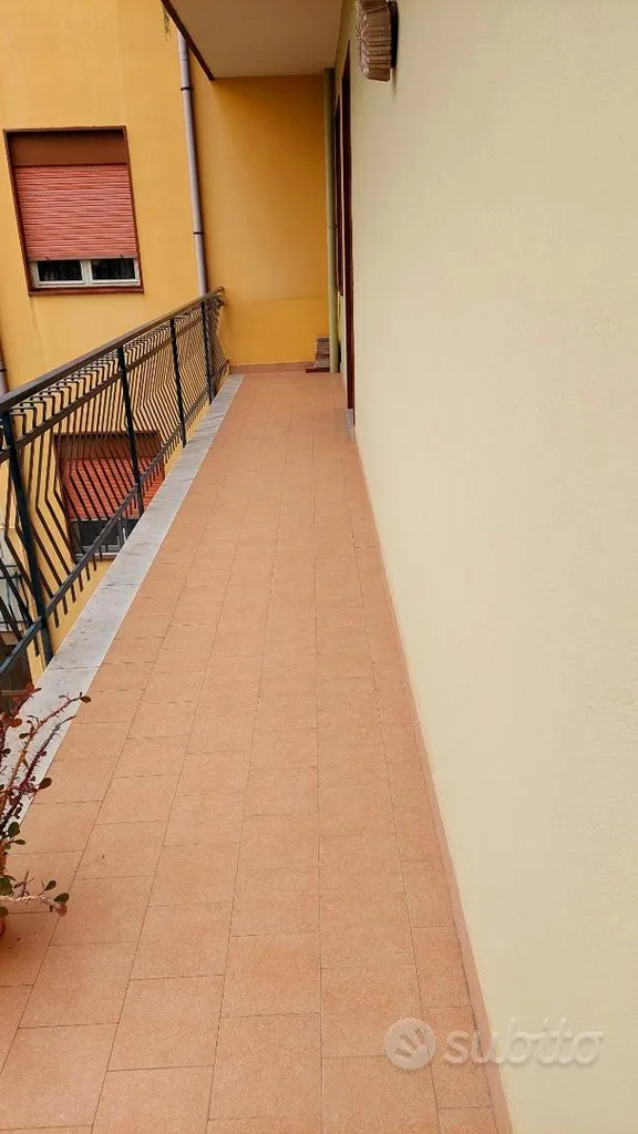 Rõdu - Bright Apartment with Triple Exposure in Giarre/Riposto