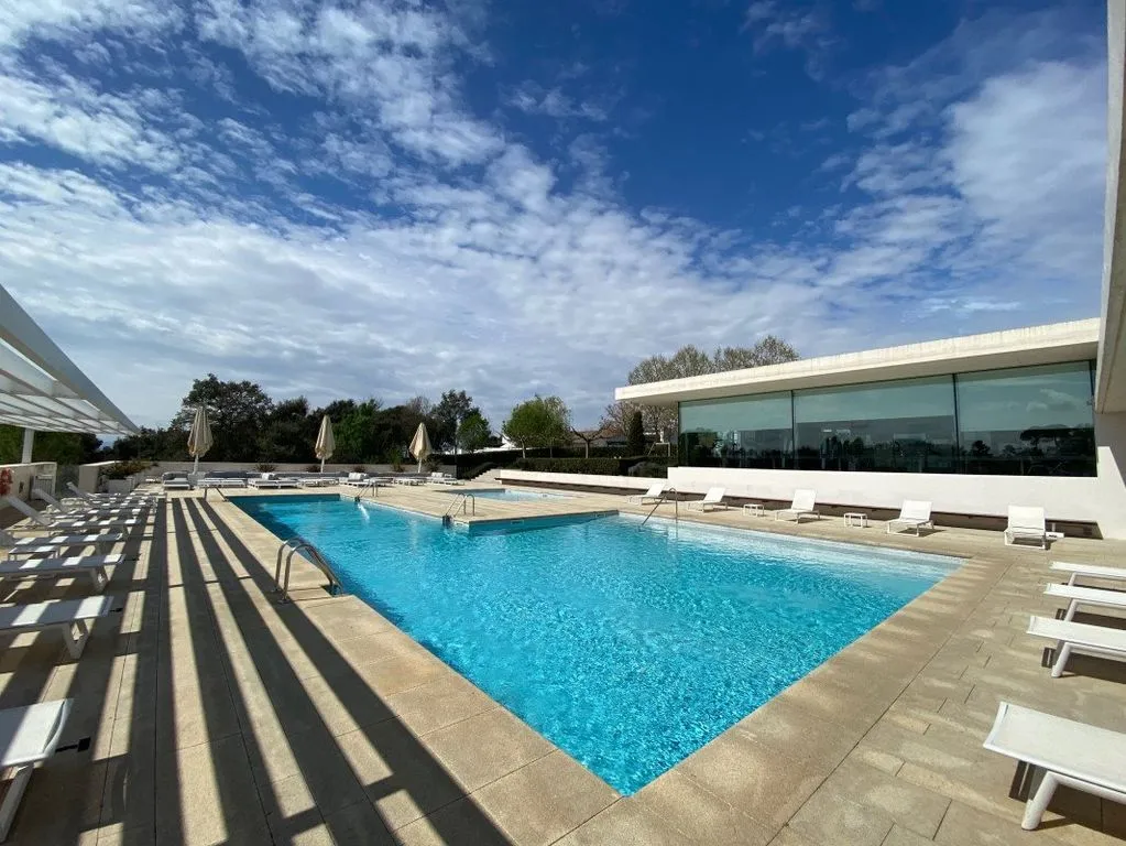 Bassein - Luxury Flat with Golf Resort in Caldes de Malavella