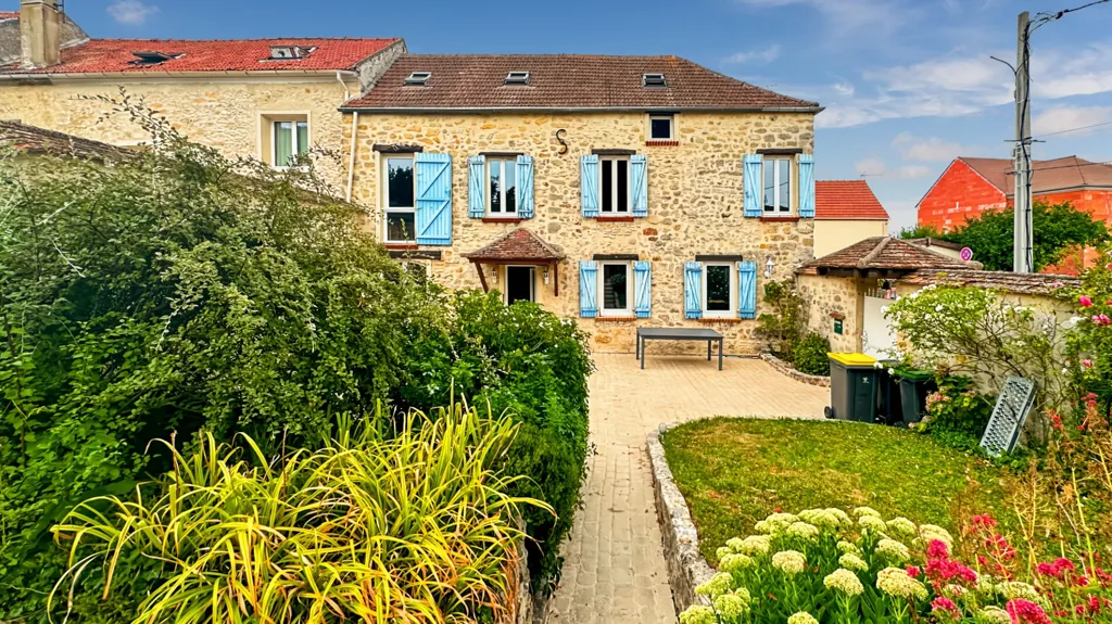 Aed - Charming House with Garden in Ableiges