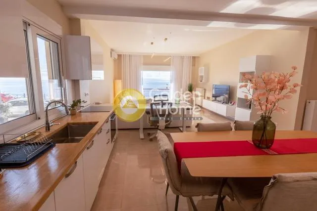 Salle à manger - Apartment with Sea View in Piraeus