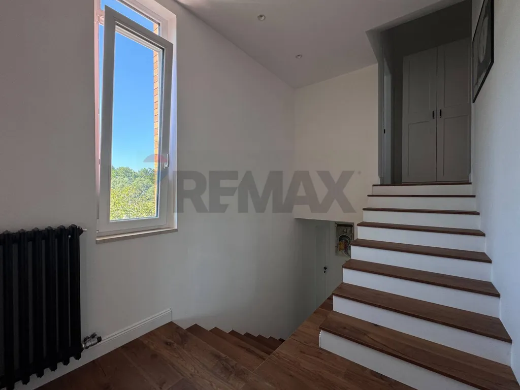 Pièces - Semi-detached Villa with Terrace in Campobasso