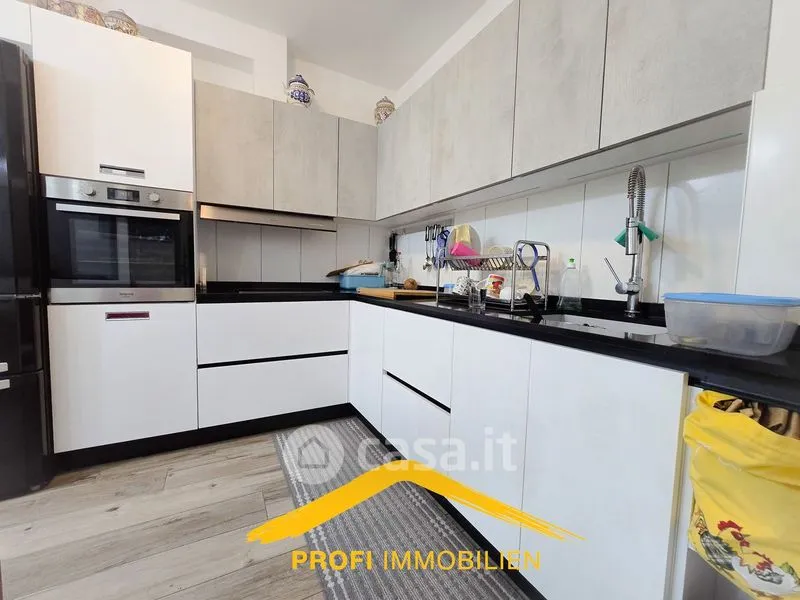 Cuisine - Spacious Apartment with Balcony in Merano