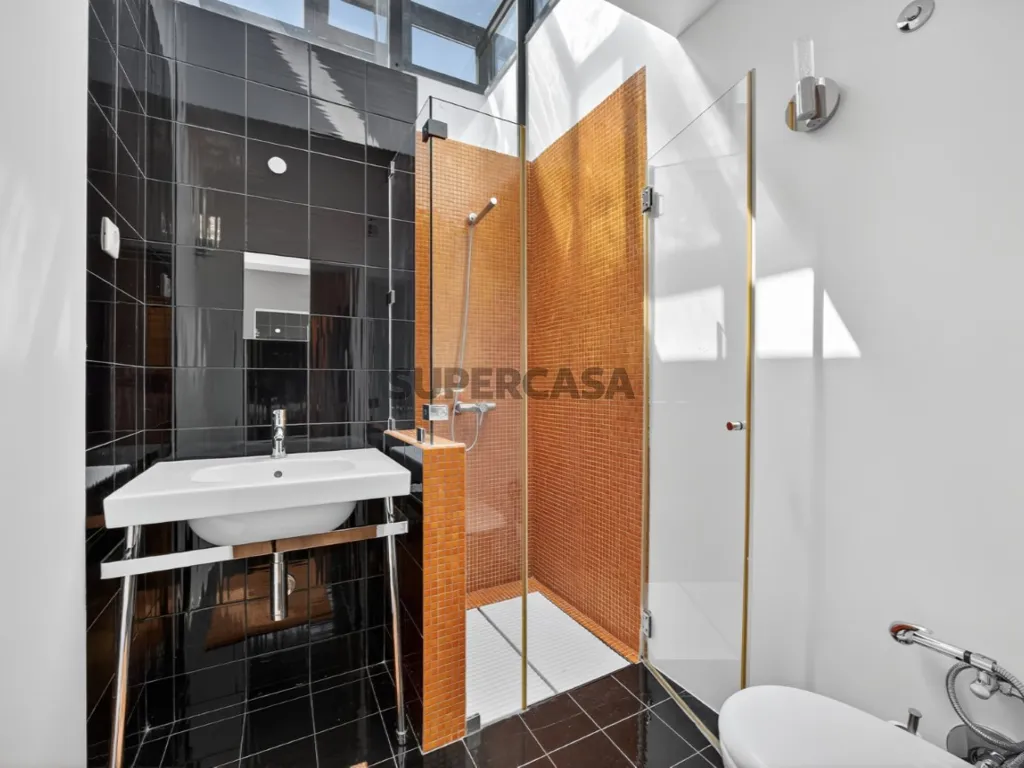 Badezimmer - Modern Villa with Industrial Design in Assafora