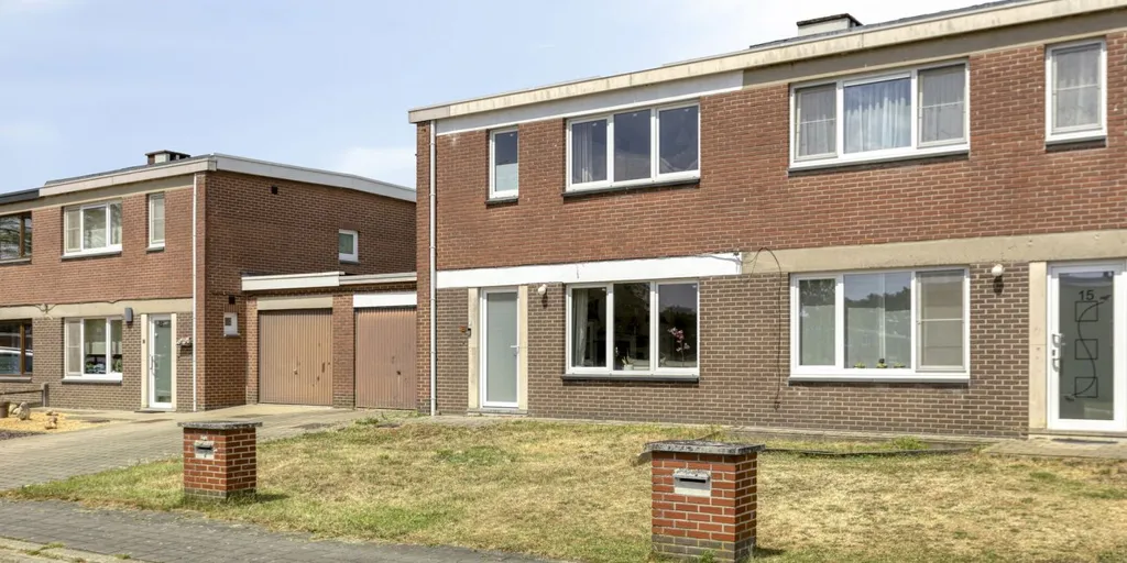 Välivaade - Ready-to-Move House with Garage in Aarschot