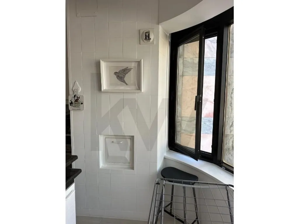 Kitchen - Luxury Flat with Central Heating in Lisbon