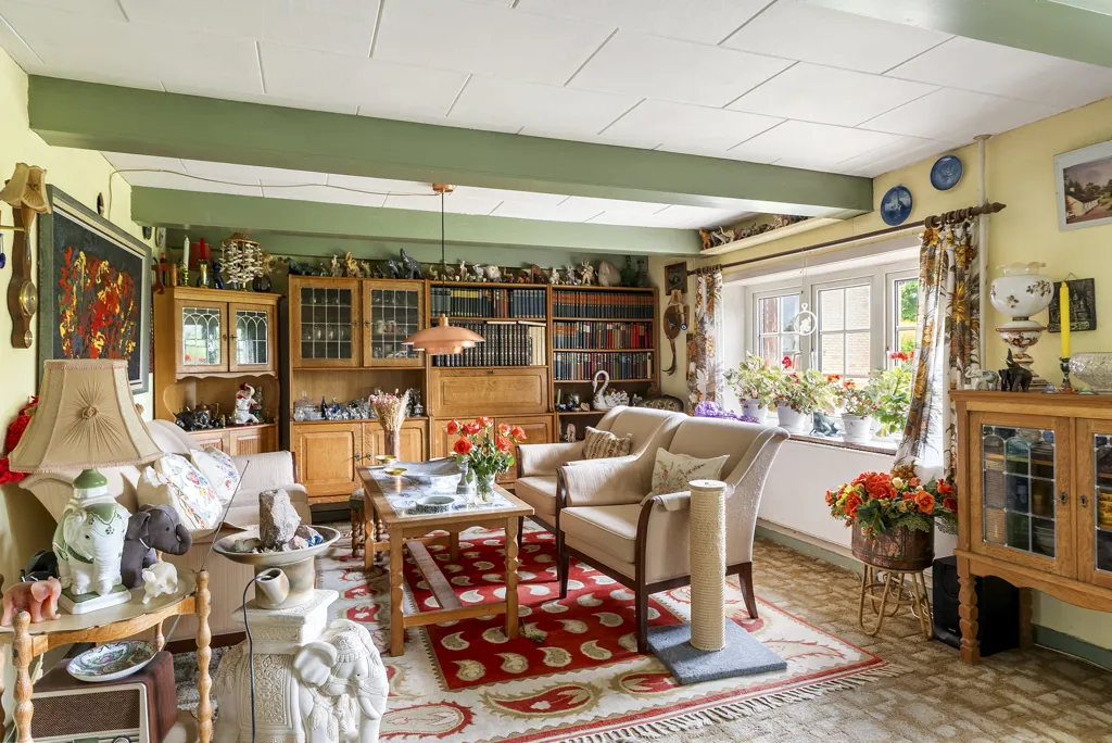 Séjour - Villa with Workshop in Stenstrup