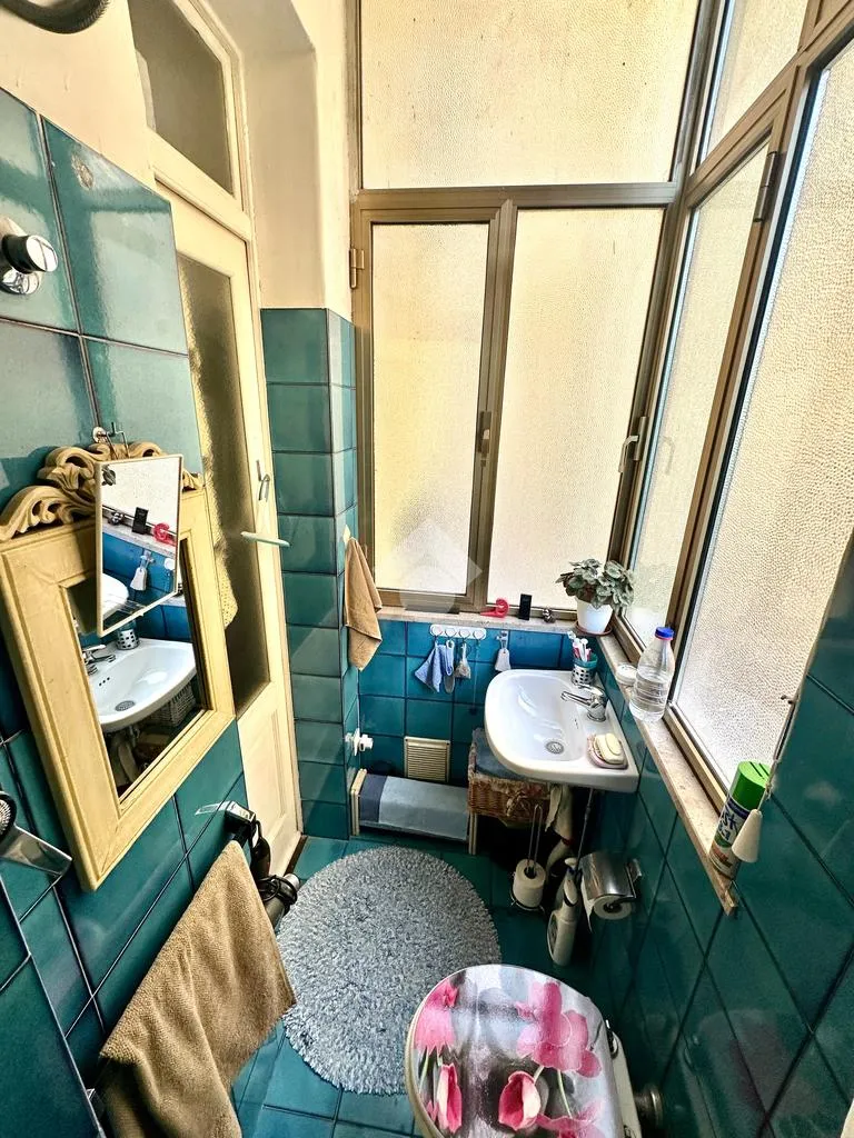 Vannitoad - 2-Bedroom Apartment with Green View in Trieste
