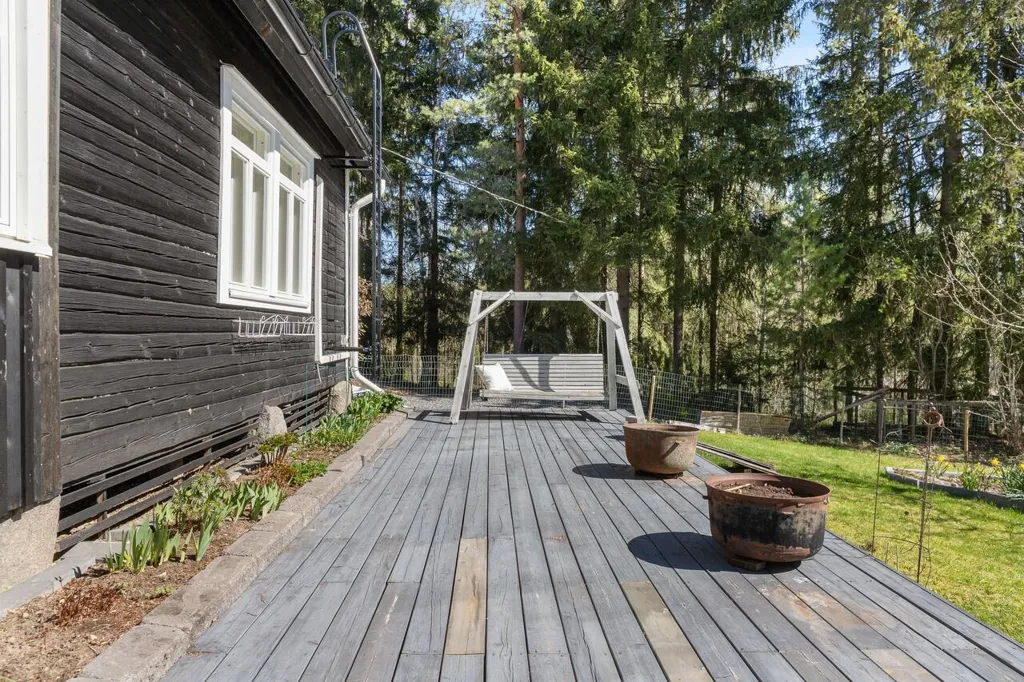 Terrass - Traditional Cottage with Sauna in Miekkiö