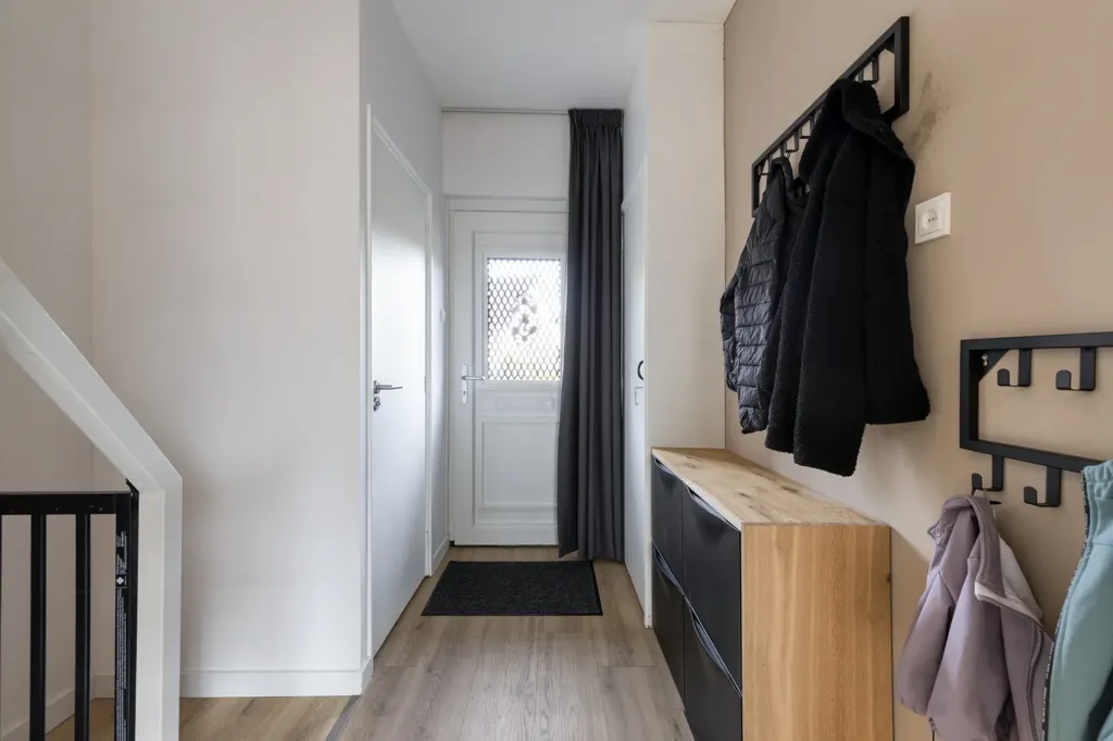 Entrée - 2/1 Cap House with Double Garage in Wouw
